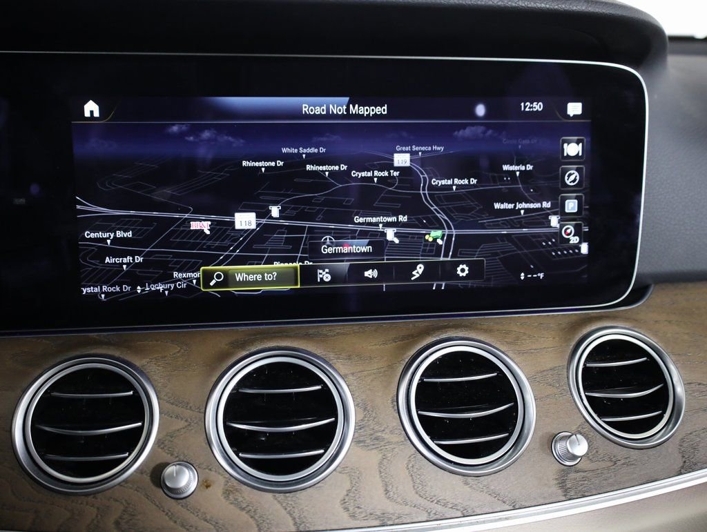 Certified 2022 Mercedes-Benz E 350 4MATIC Sedan image 32