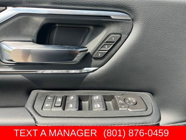 New 2026 RAM 1500 Laramie AWD/4WD image 17