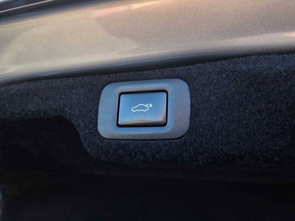 Used 2021 Lexus LS 500 F Sport w/ Accessory Package (Z1) image 40