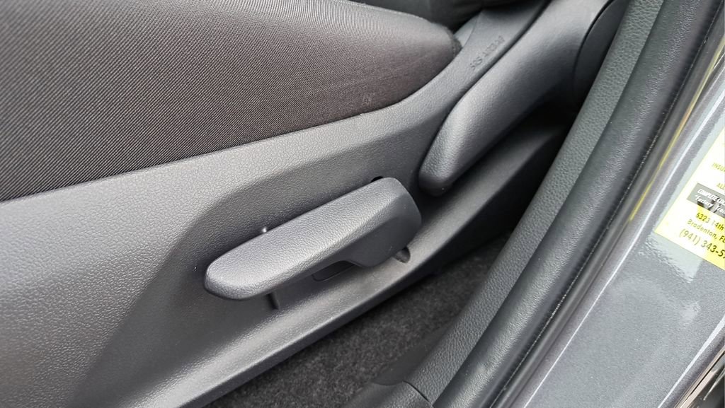 Certified 2025 Toyota RAV4 LE image 19