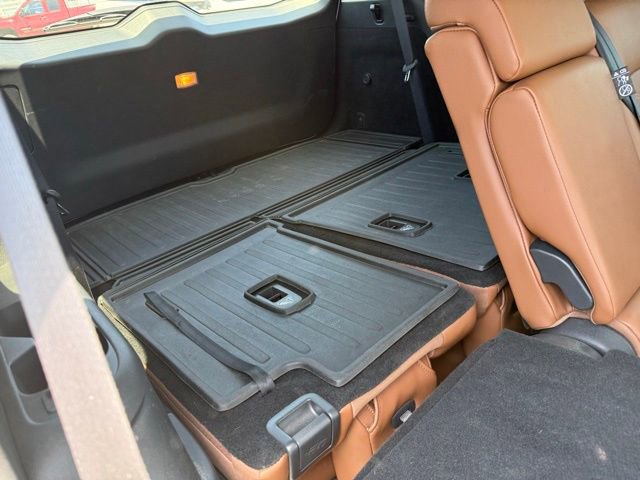 Used 2023 Nissan Pathfinder Platinum w/ Cargo Package AWD/4WD image 24