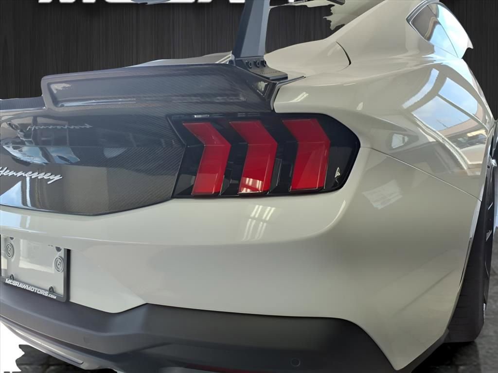 New 2025 Ford Mustang GT Premium w/ GT Performance Package image 18