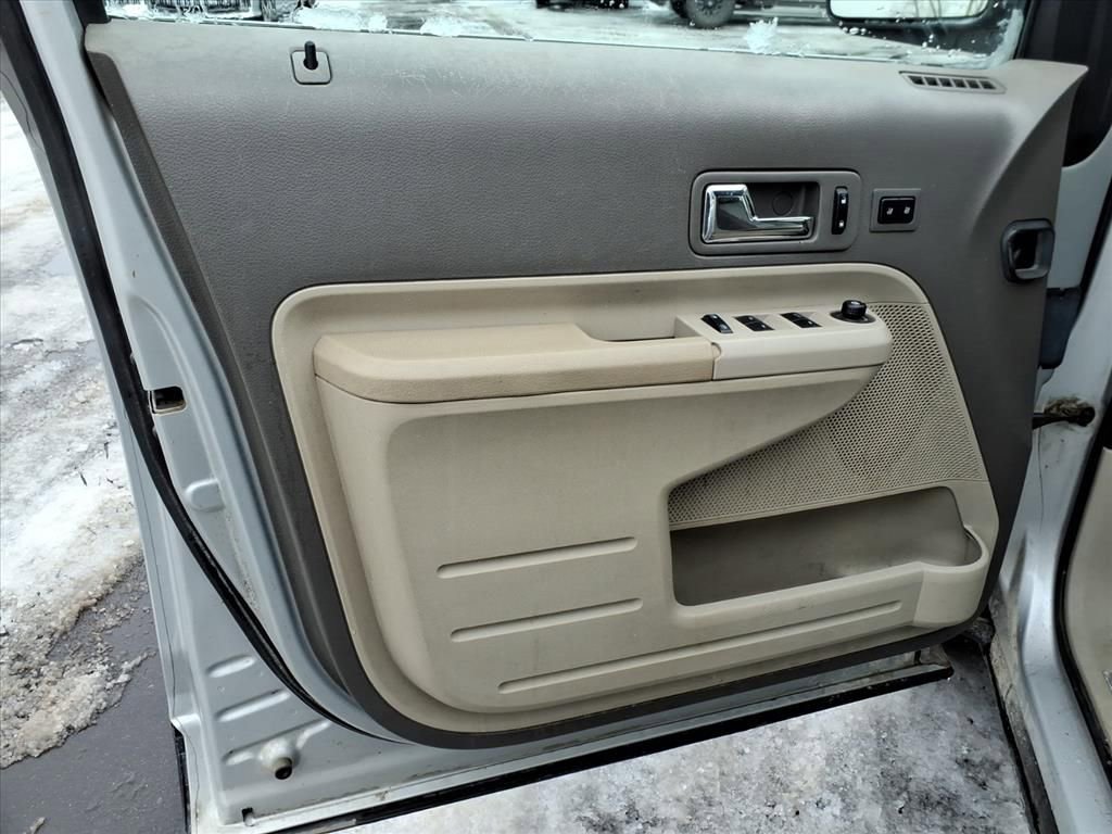 Used 2010 Ford Edge Limited image 14