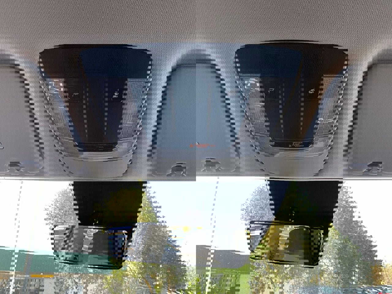 Used 2025 Kia Sportage LX image 17