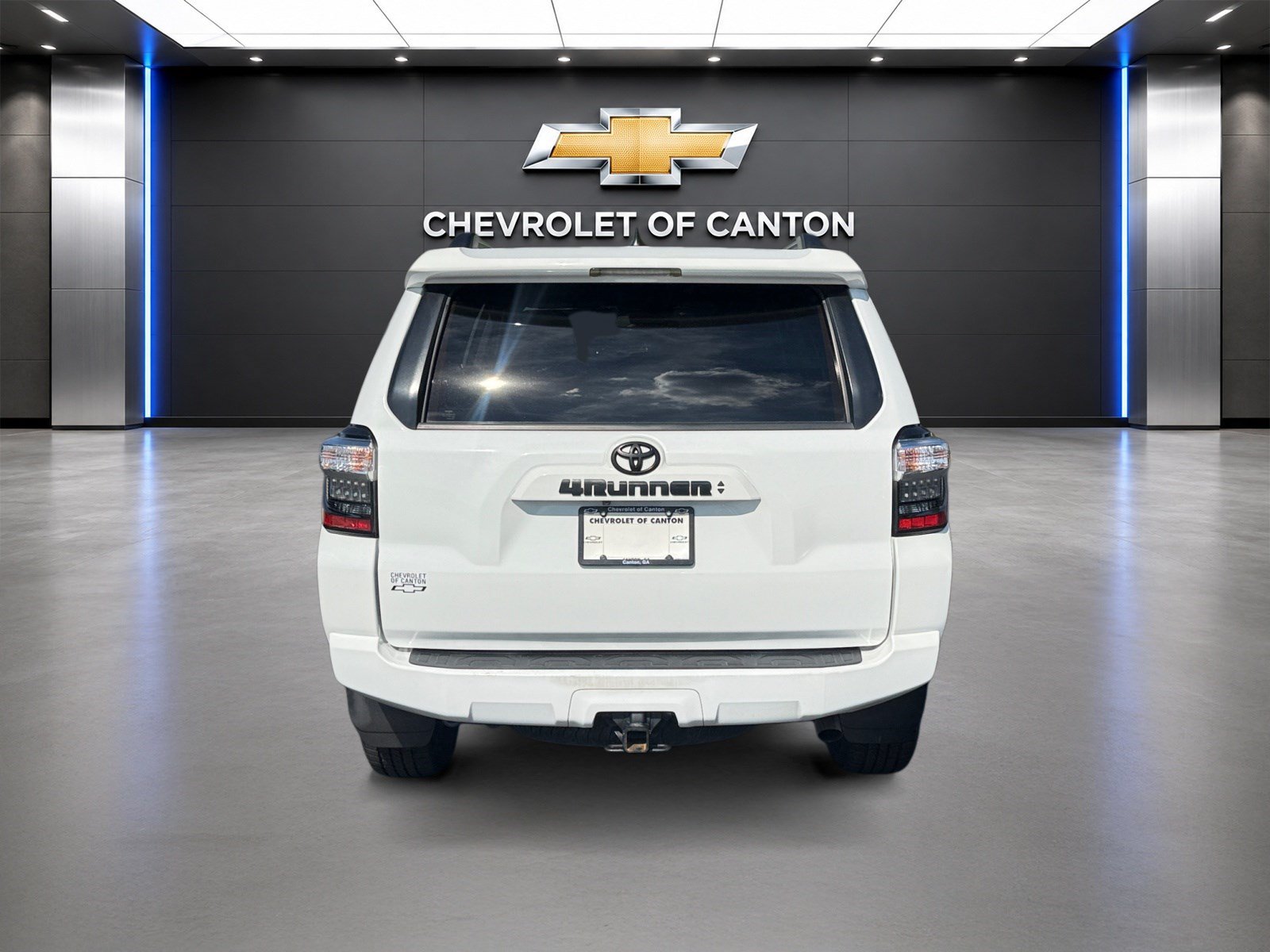 Used 2021 Toyota 4Runner SR5 RWD image 6