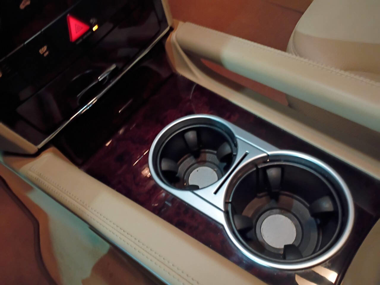 Used 2010 Mercedes-Benz ML 350 2WD image 28