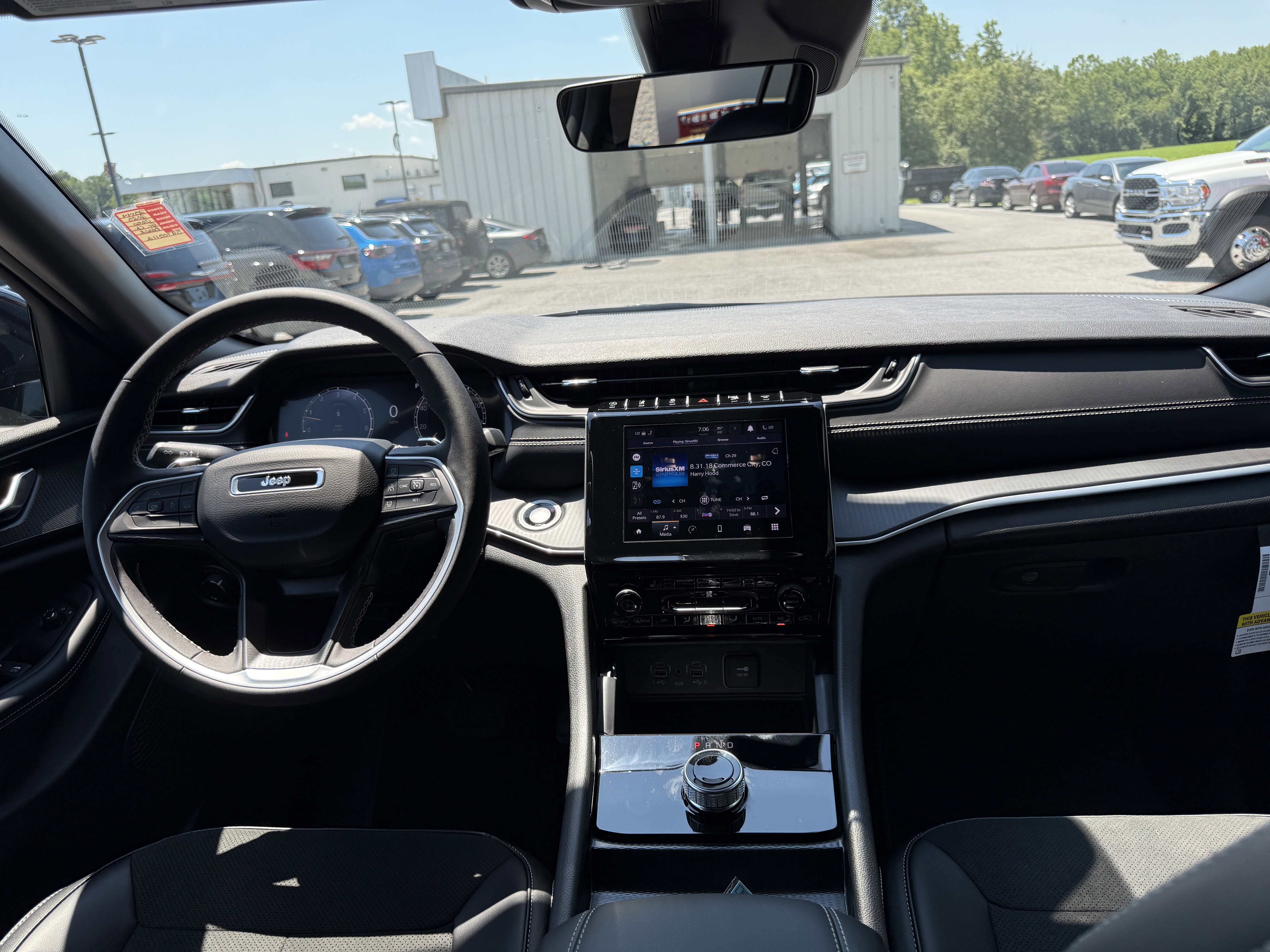 New 2025 Jeep Grand Cherokee L Altitude image 16