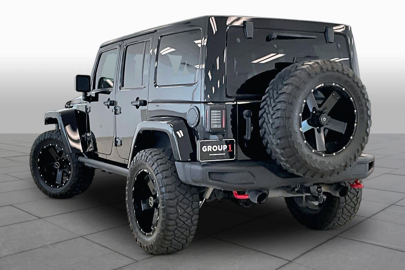 Used 2013 Jeep Wrangler Unlimited Rubicon AWD/4WD image 10