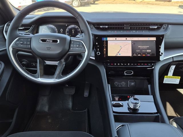 New 2026 Jeep Grand Cherokee Altitude image 11