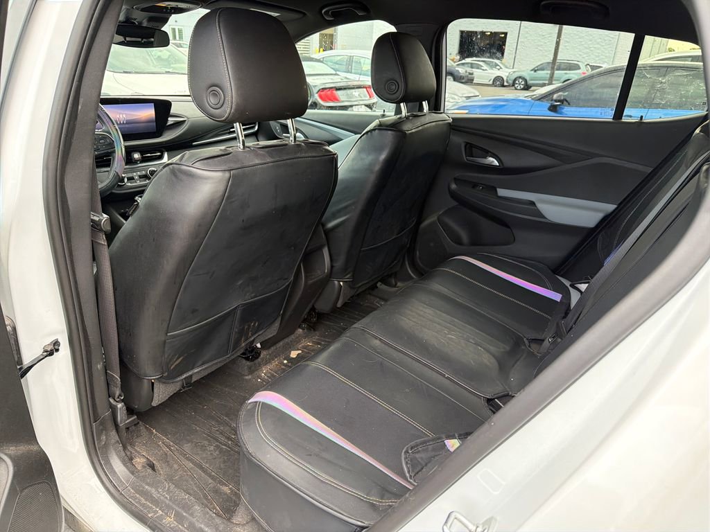 Used 2025 Buick Envista Preferred w/ Convenience I Package image 12