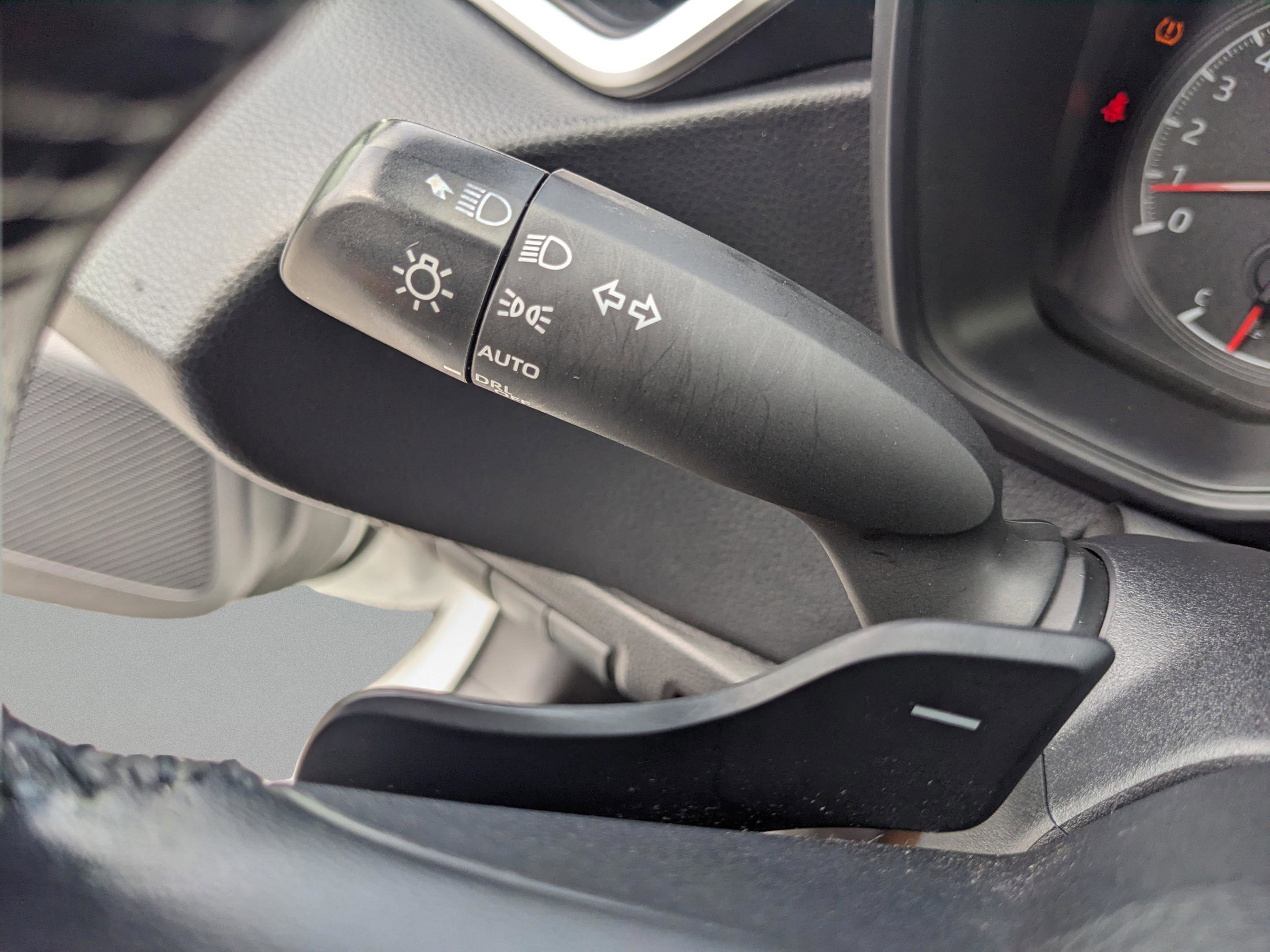 Used 2022 Toyota Corolla SE image 34