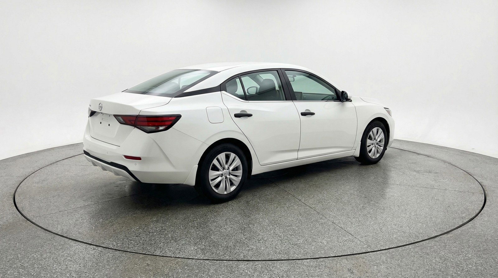 Used 2025 Nissan Sentra S image 9