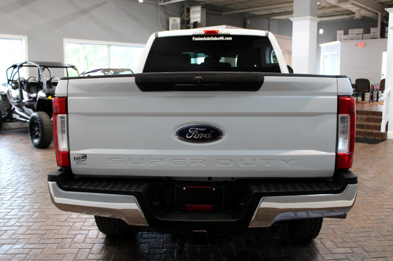 Used 2017 Ford F350 XLT image 5