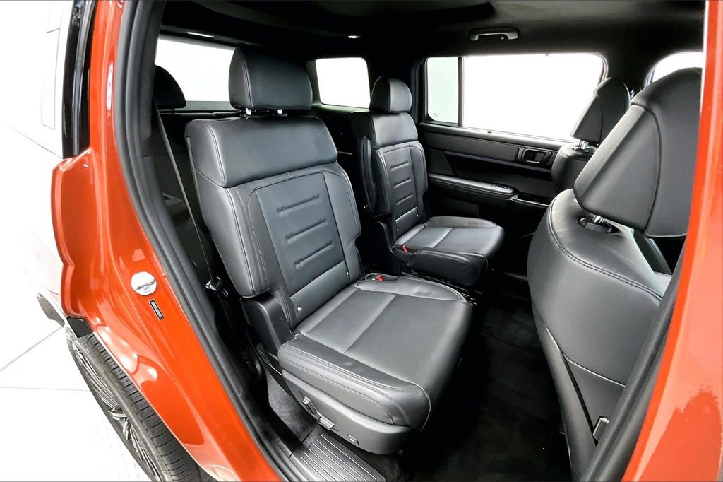 Certified 2025 Hyundai Santa Fe Calligraphy image 28