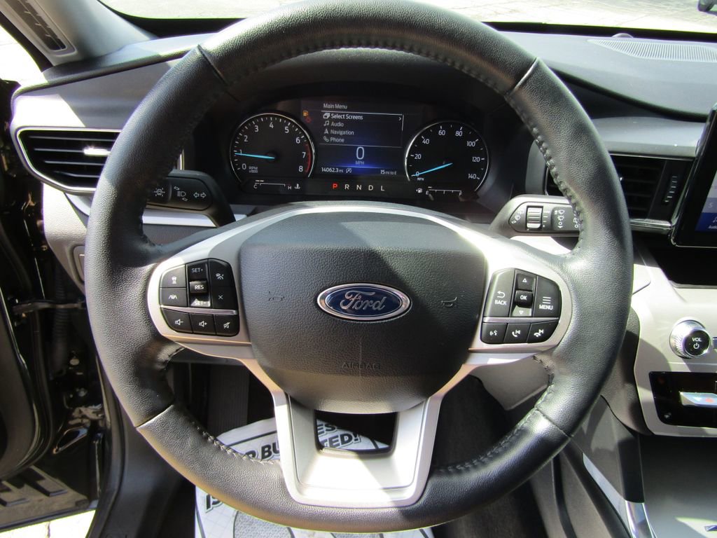 Used 2024 Ford Explorer XLT w/ Equipment Group 202A AWD/4WD image 20