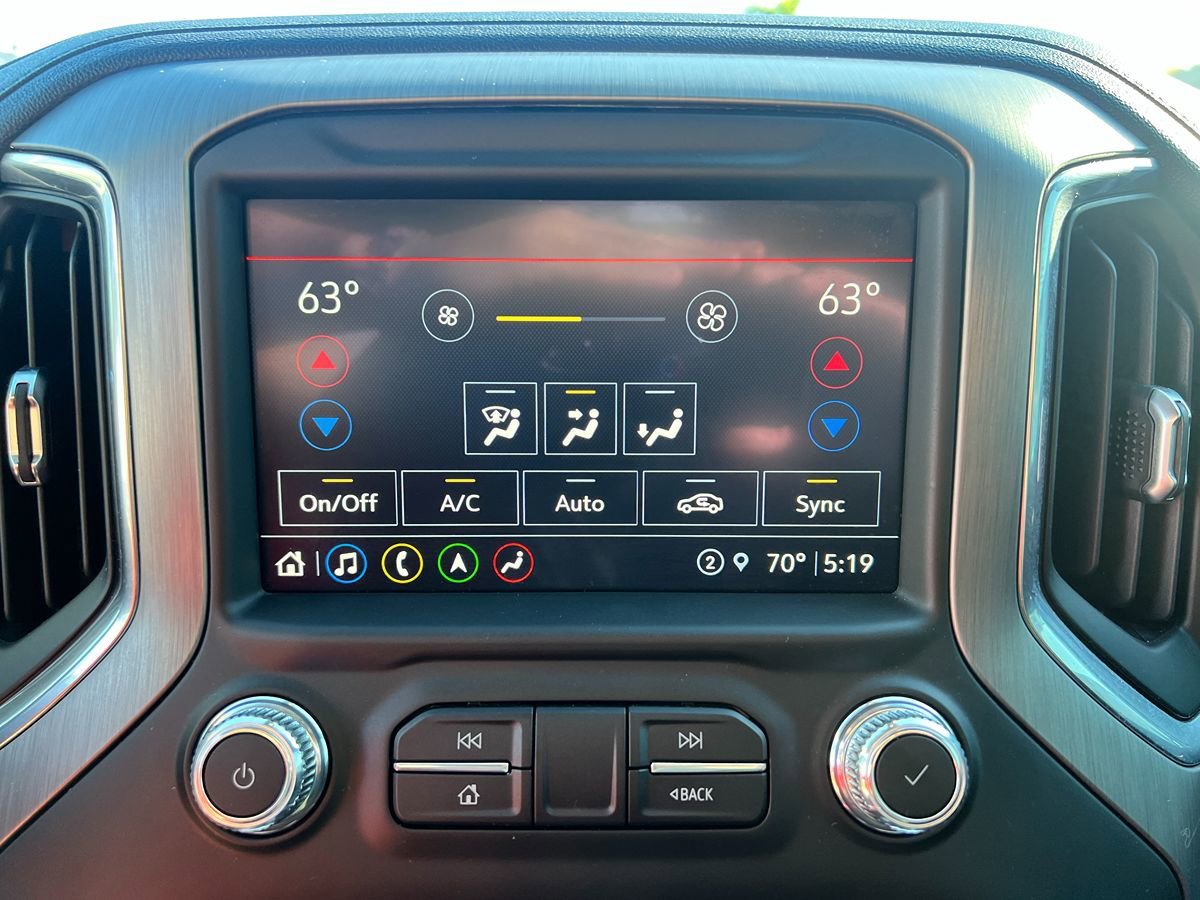 Used 2021 GMC Sierra 2500 Denali w/ Denali Ultimate Package AWD/4WD image 35