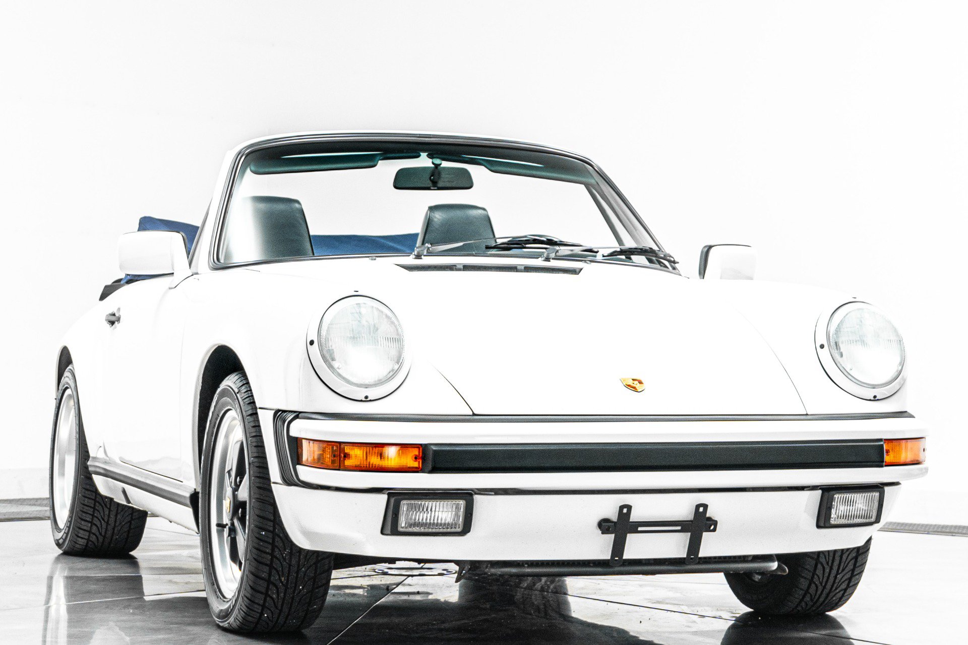Used 1989 Porsche 911 Carrera RWD image 3