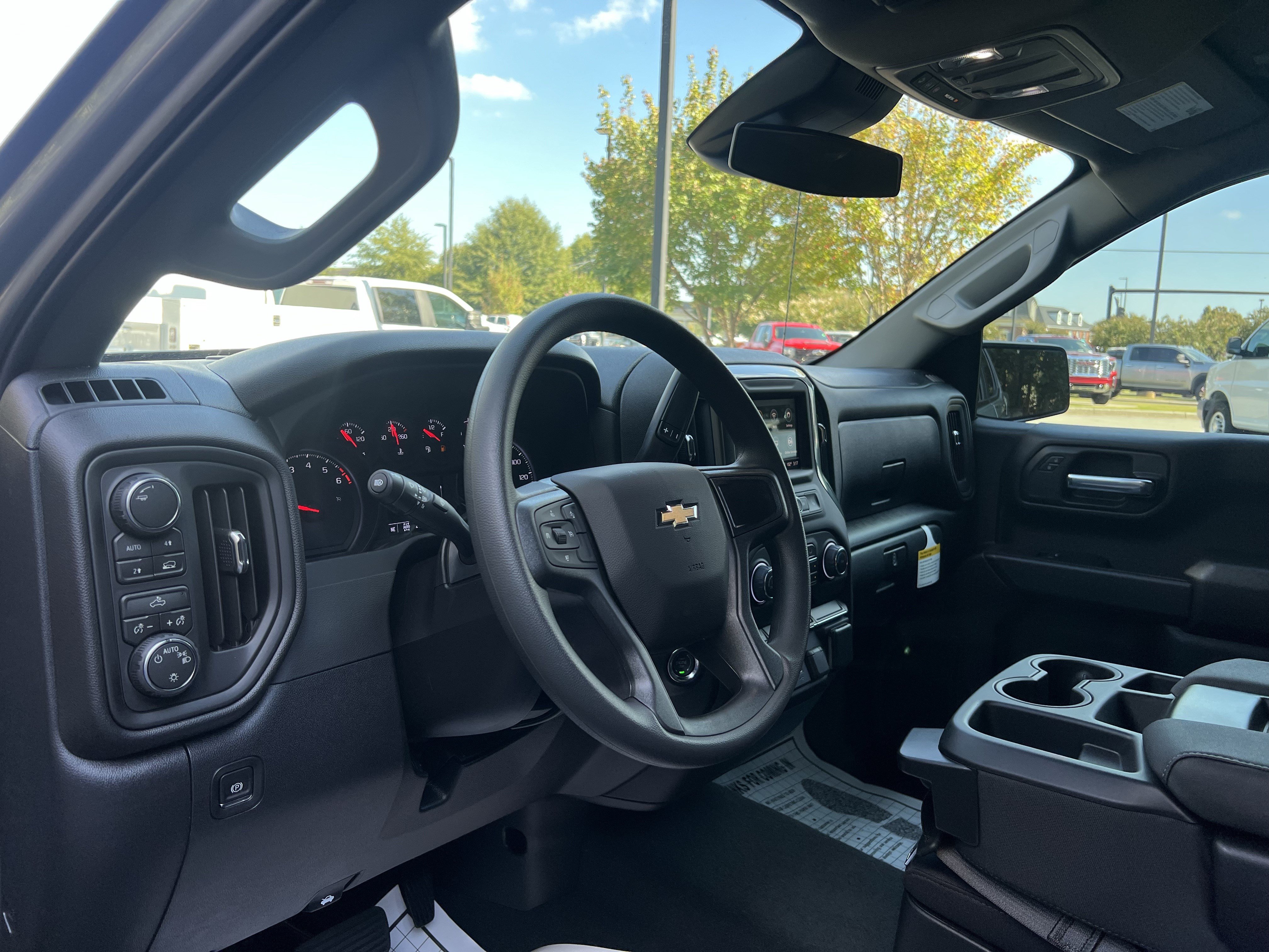 New 2026 Chevrolet Silverado 1500 Custom w/ Turbomax Blackout Package AWD/4WD image 17