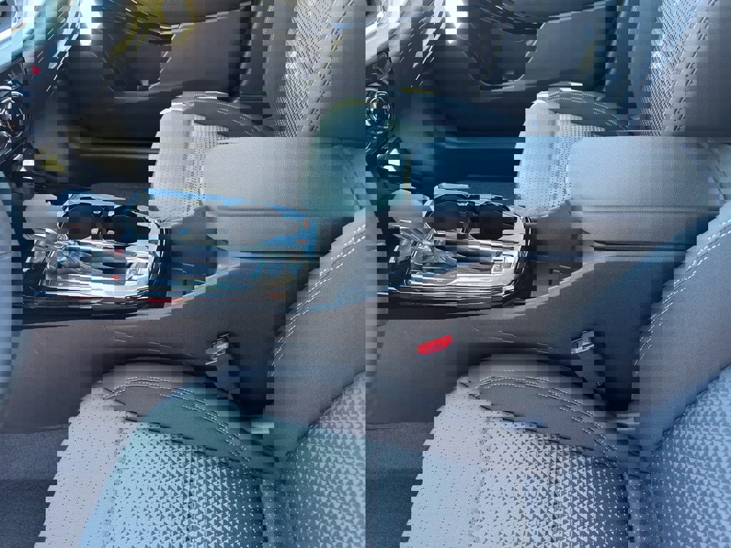 New 2026 Chevrolet Trax LT w/ Driver Confidence Package image 13