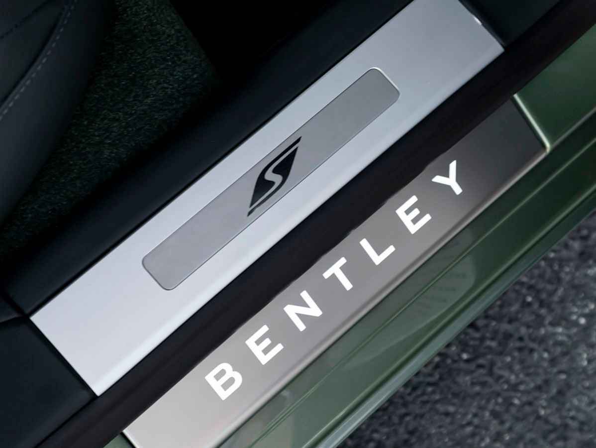 Certified 2023 Bentley Flying Spur S V8 AWD/4WD image 26