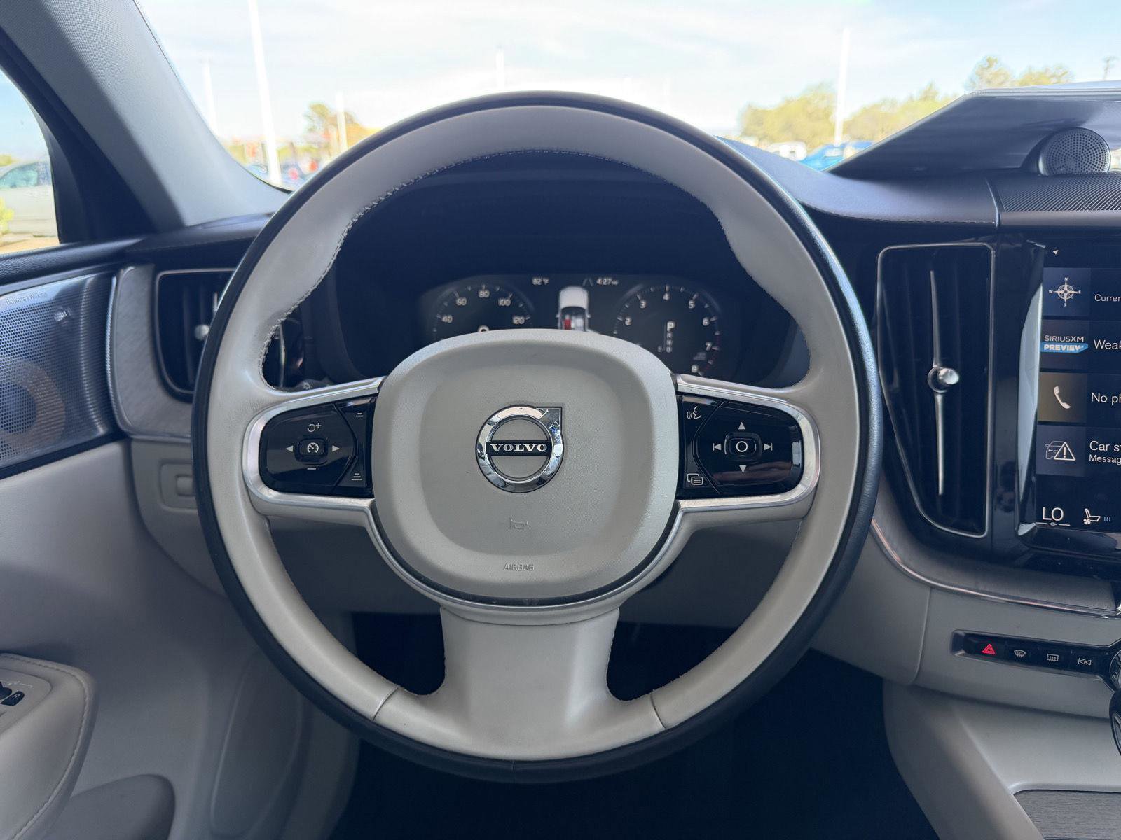 Used 2018 Volvo XC60 T6 Inscription w/ Luxury Seat Package image 33