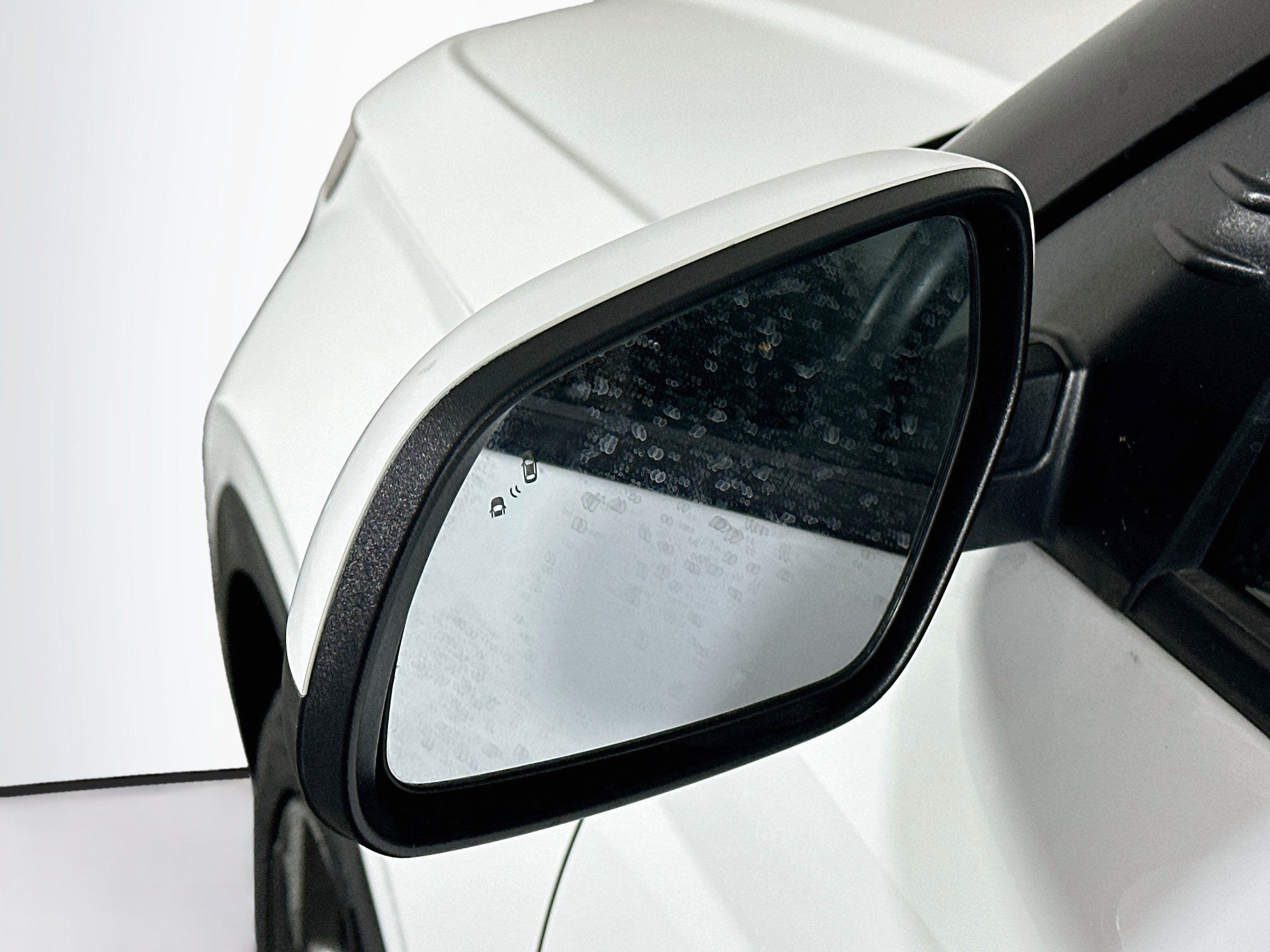 Used 2025 Hyundai Venue SEL FWD image 16