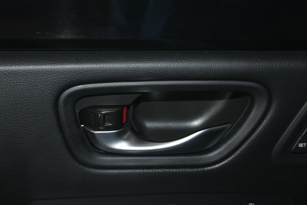 Certified 2025 Honda Pilot TrailSport image 9