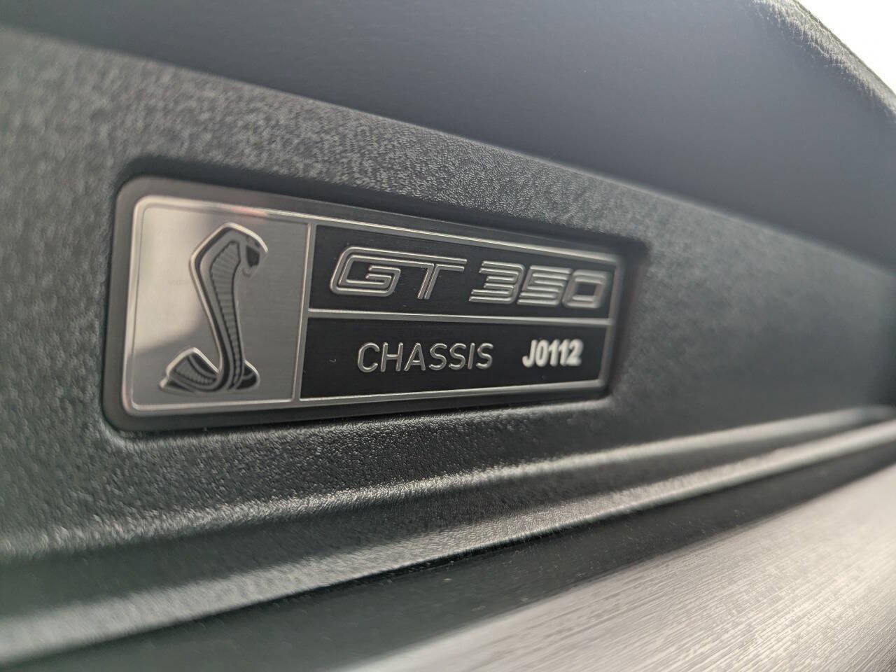 Used 2018 Ford Mustang Shelby GT350 w/ Electronics Package RWD image 19