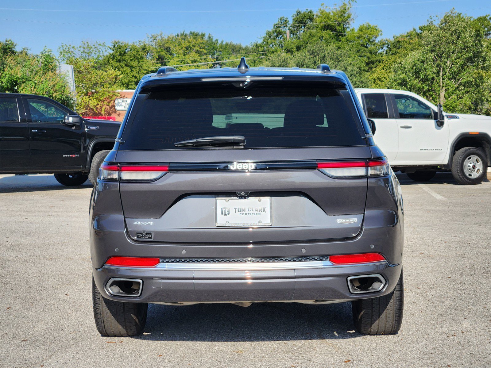 Used 2024 Jeep Grand Cherokee Summit AWD/4WD image 33