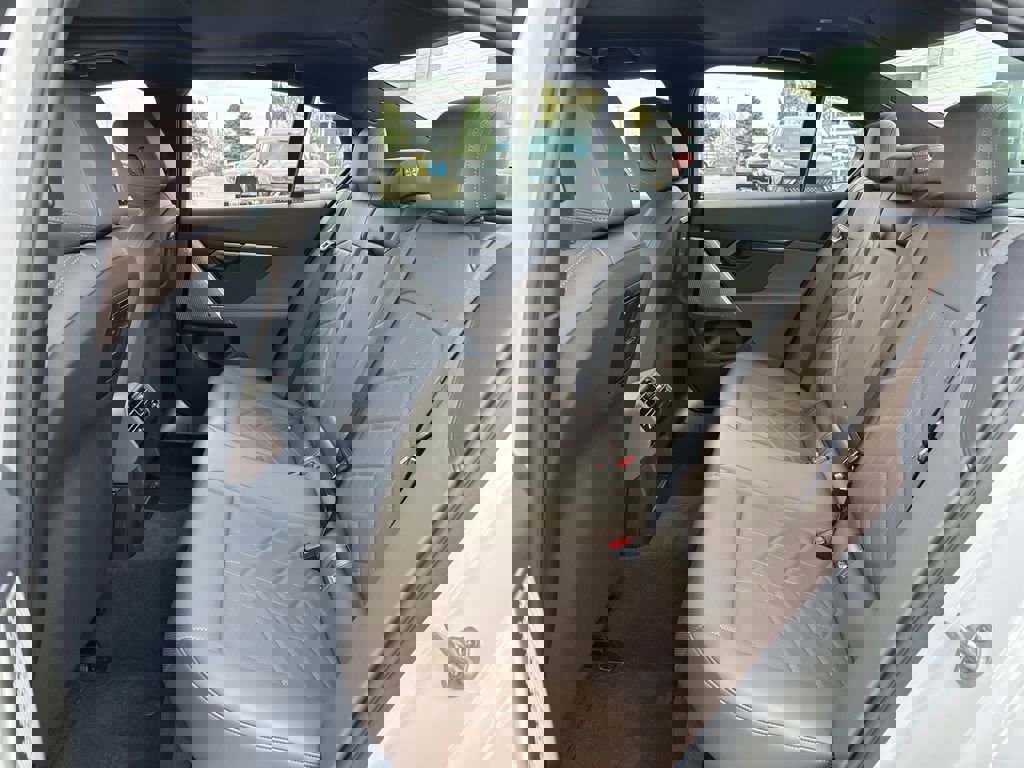 Used 2026 BMW 530i xDrive image 33