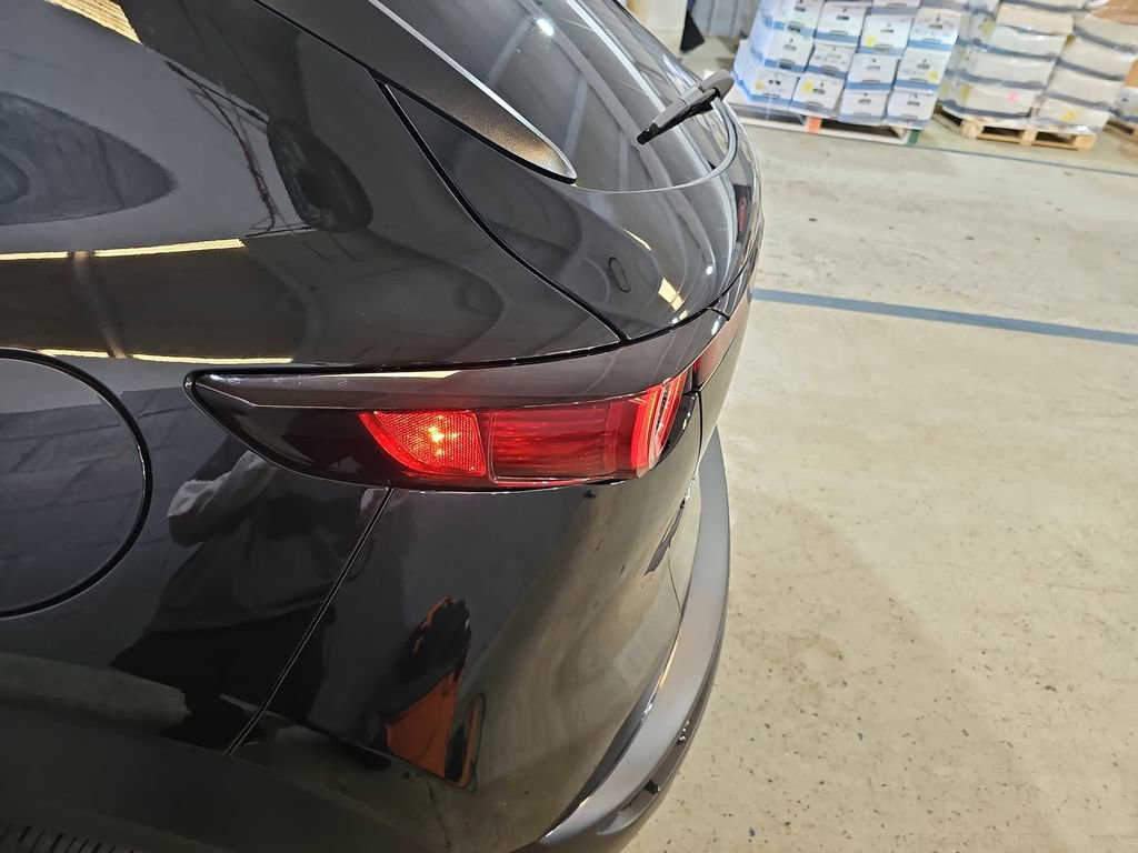 New 2026 MAZDA CX-30 AWD 2.5 S w/ Select Sport Pkg image 36