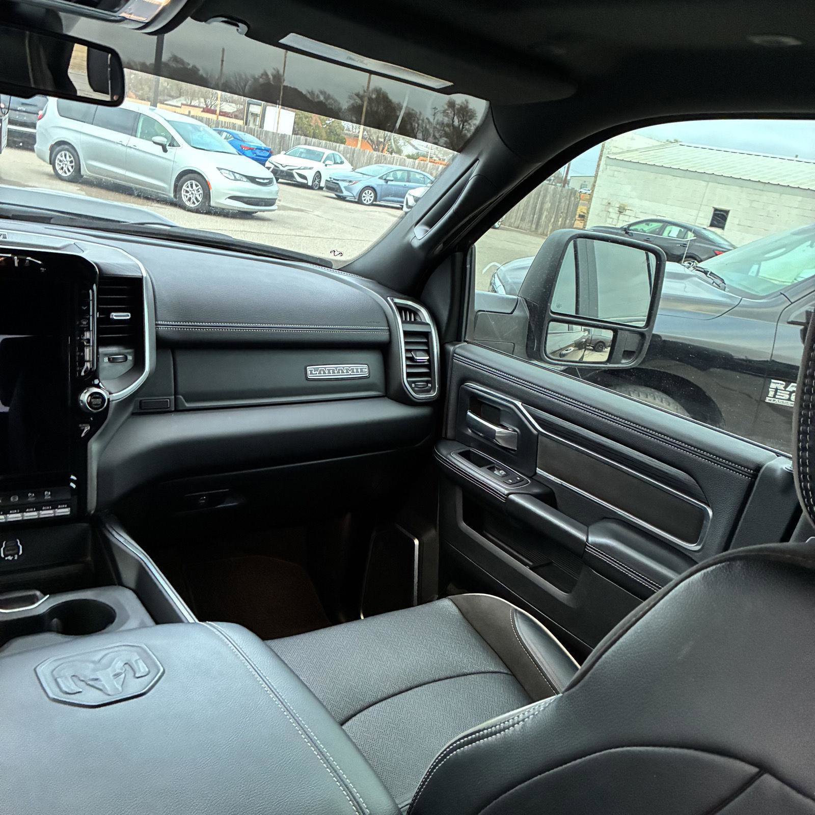 Used 2024 RAM 2500 Laramie w/ Night Edition image 13