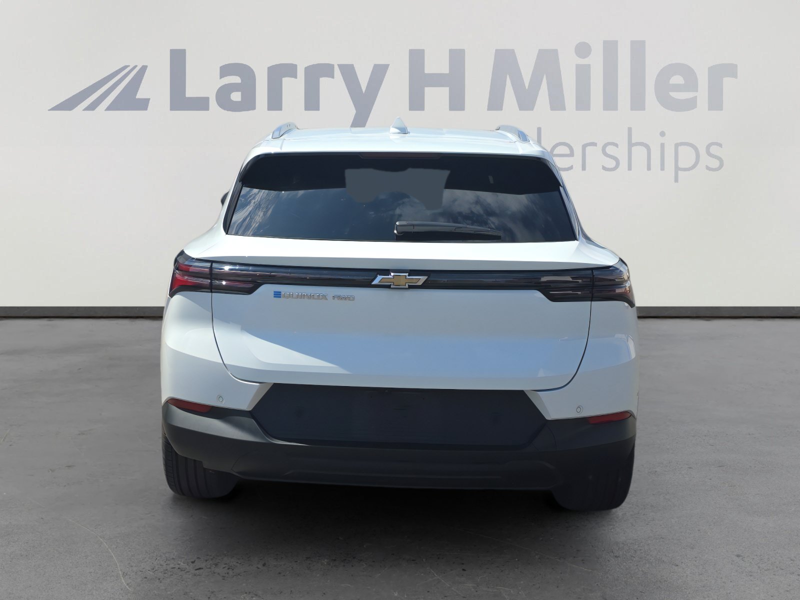 Used 2026 Chevrolet Equinox EV LT AWD/4WD image 4