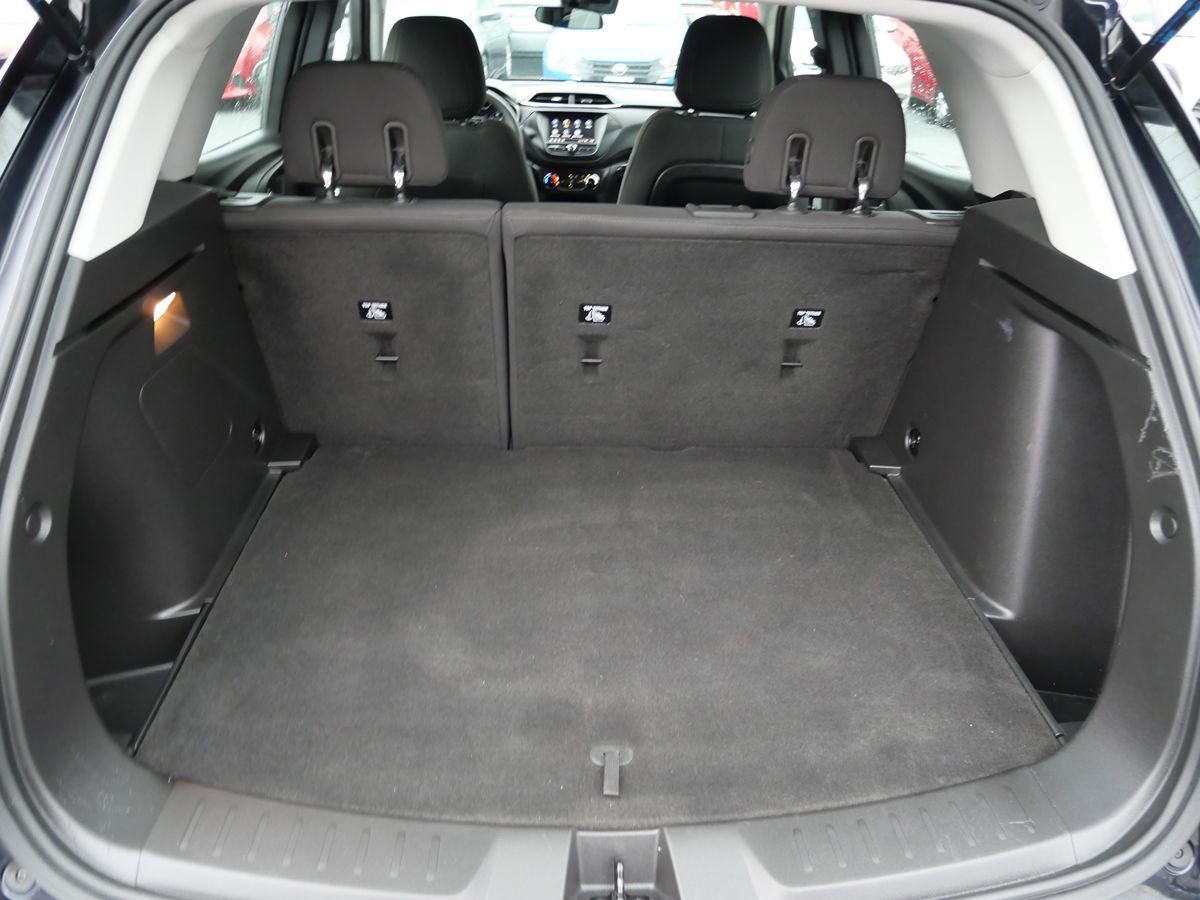 Used 2021 Chevrolet TrailBlazer LS FWD image 19