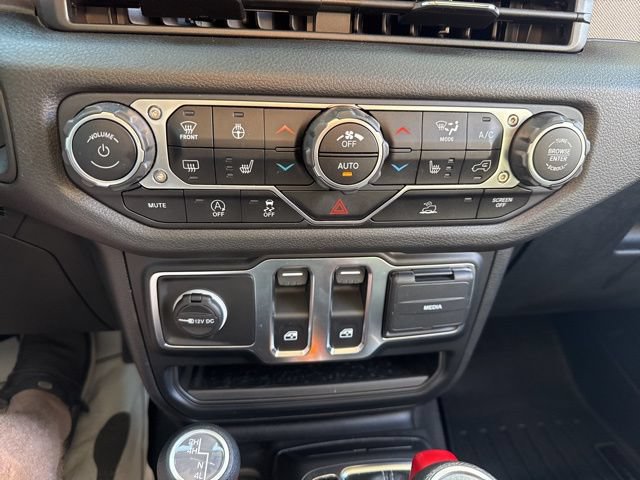 Used 2024 Jeep Wrangler Sport AWD/4WD image 36