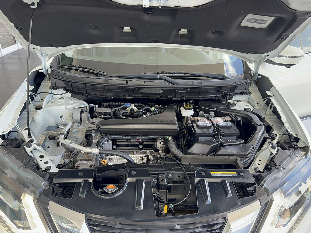 Used 2018 Nissan Rogue SL w/ Premium Package FWD image 36