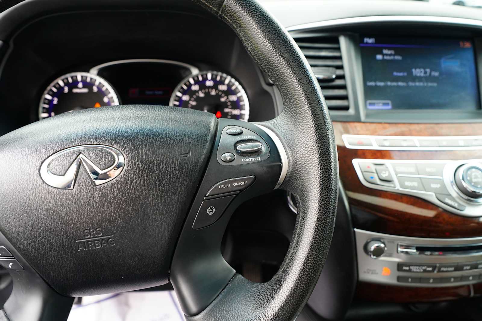 Used 2013 INFINITI JX35 AWD w/ Premium Pkg image 20
