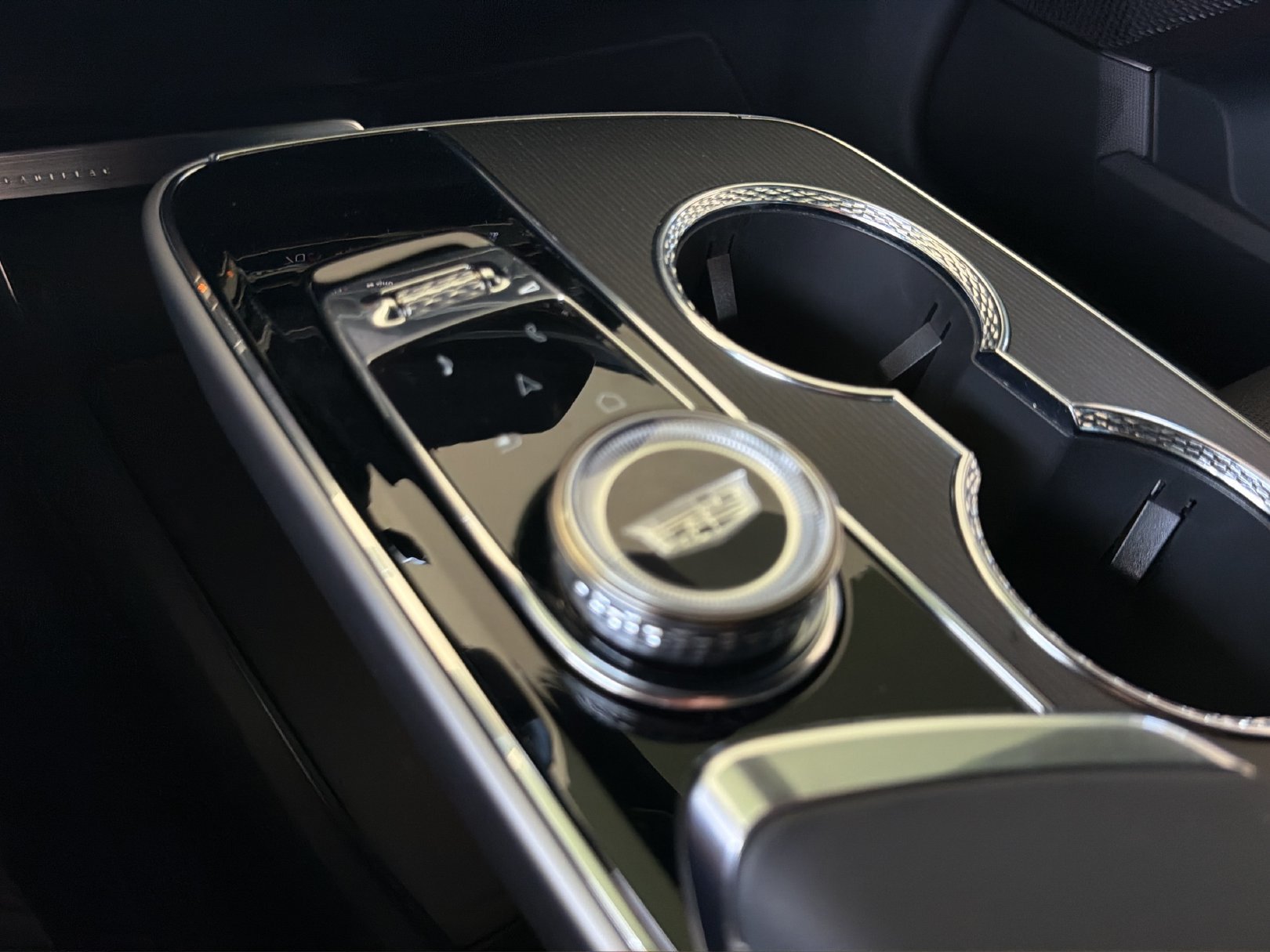 Certified 2025 Cadillac Lyriq Luxury RWD image 25