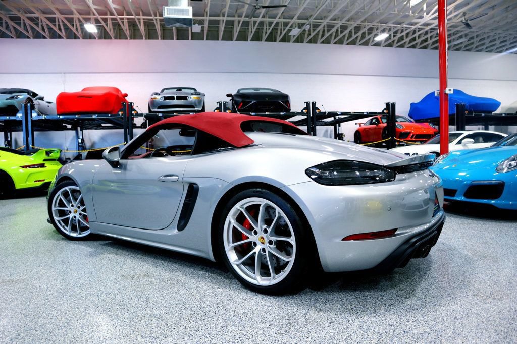 Used 2023 Porsche 718 Boxster Spyder RWD image 9