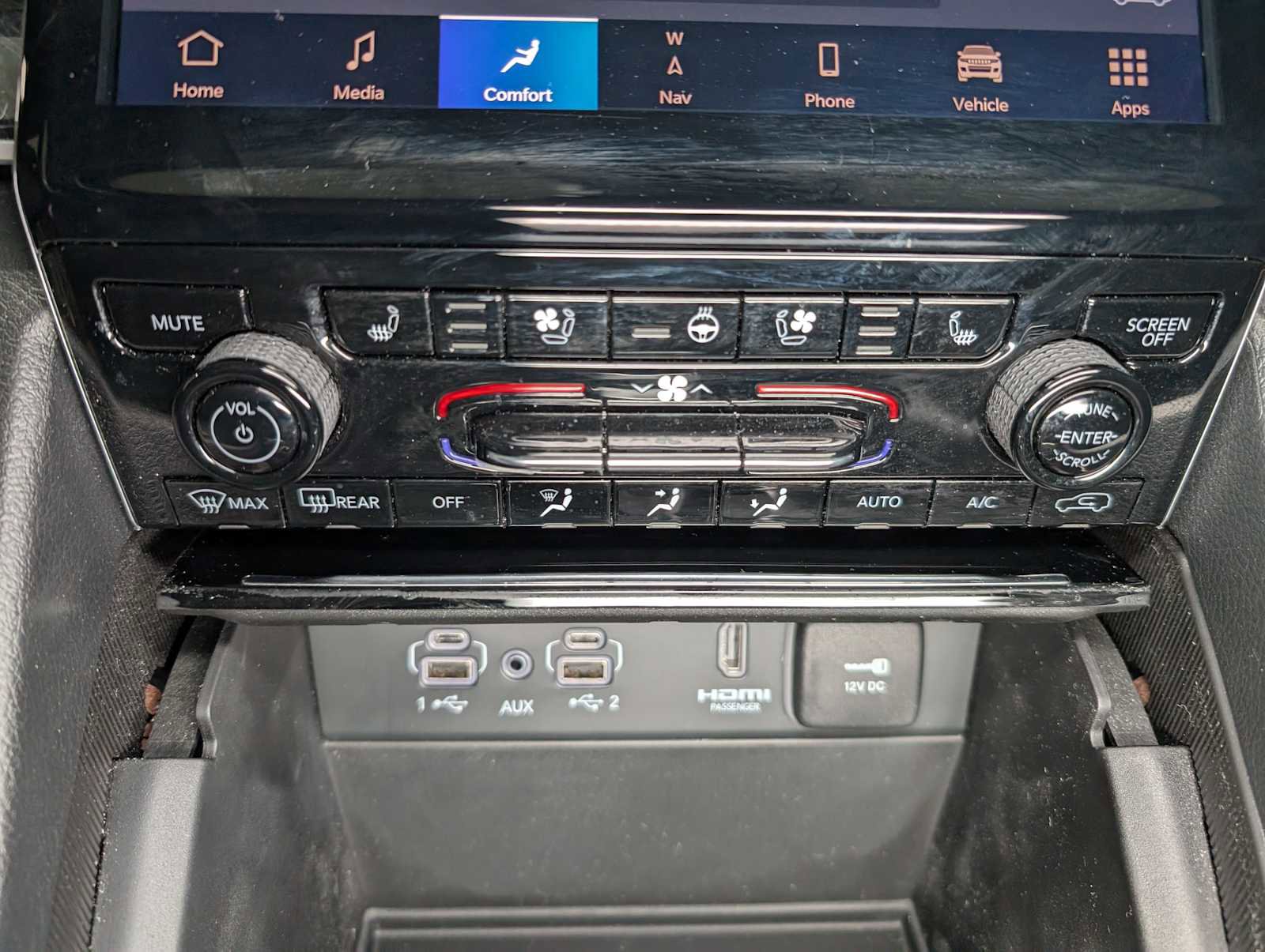 Used 2024 Jeep Grand Cherokee Trailhawk image 36