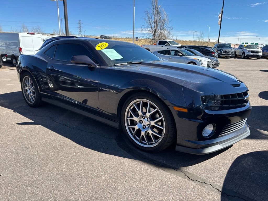 Used 2013 Chevrolet Camaro SS w/ Dusk Special Edition RWD image 8