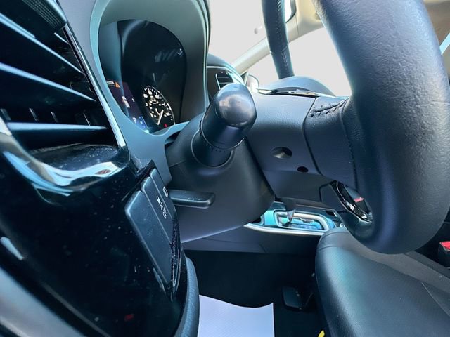 Used 2017 Mitsubishi Outlander SEL image 11