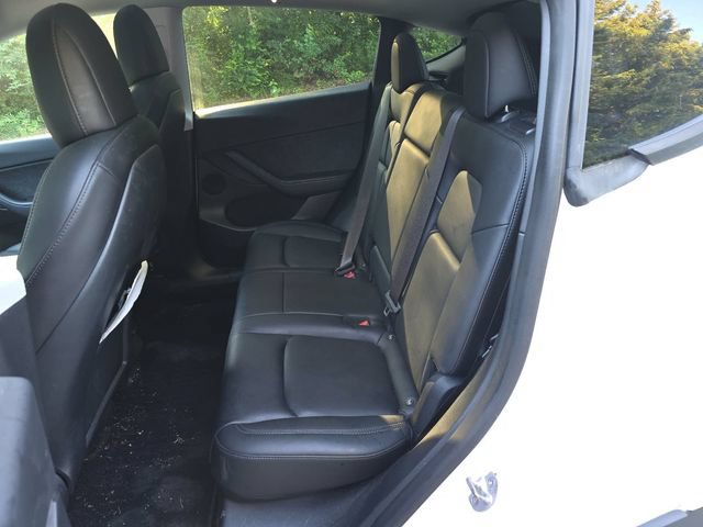 Used 2022 Tesla Model Y Performance AWD/4WD image 26