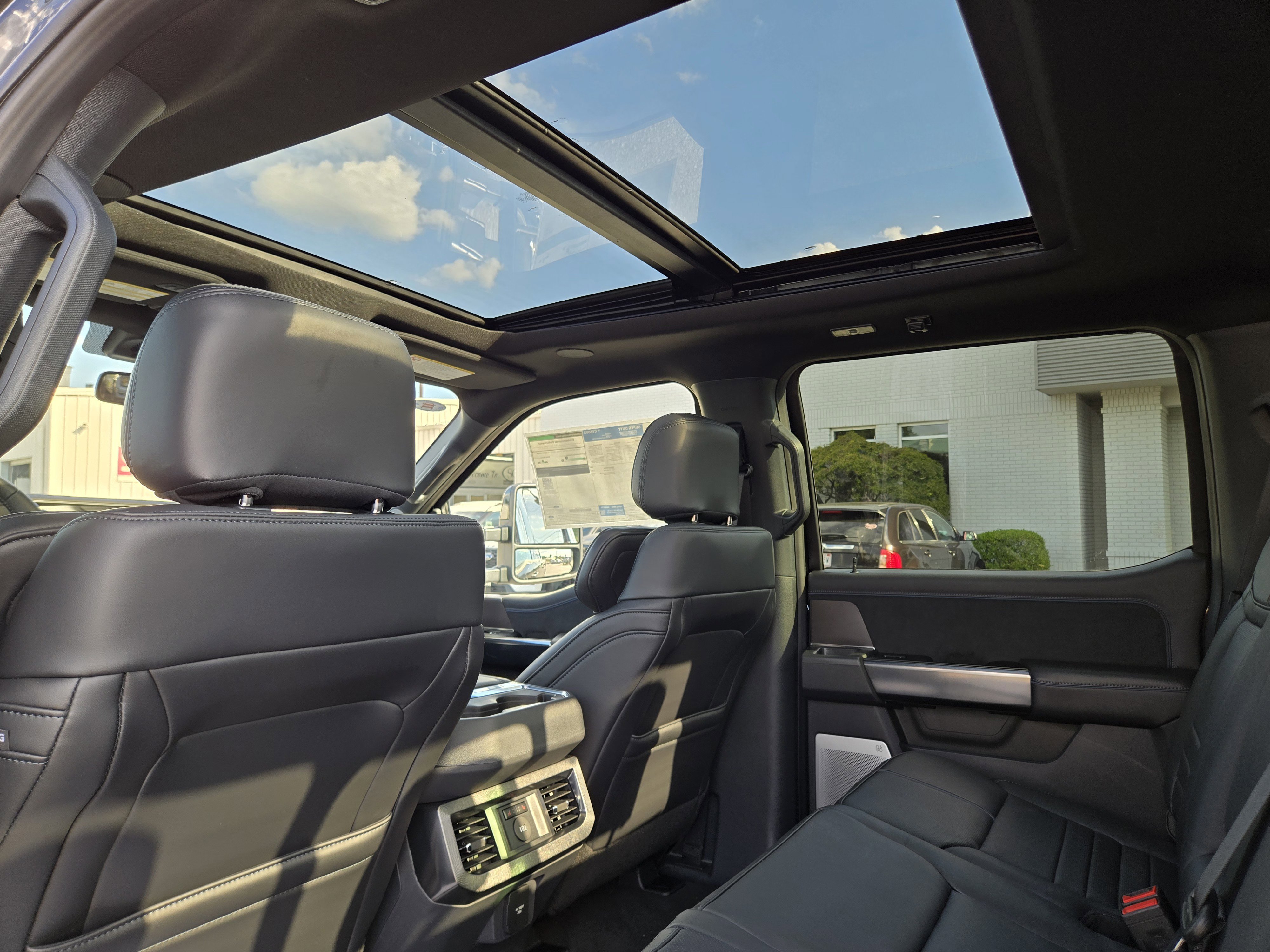 New 2026 Ford F250 Platinum image 17