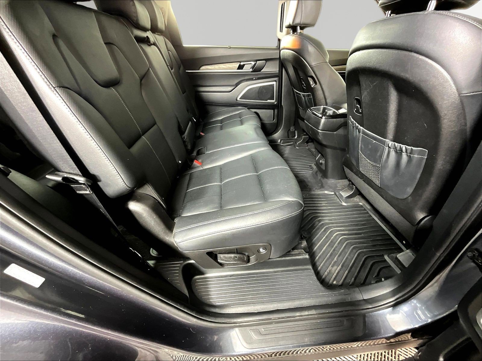 Used 2022 Kia Telluride EX FWD image 23