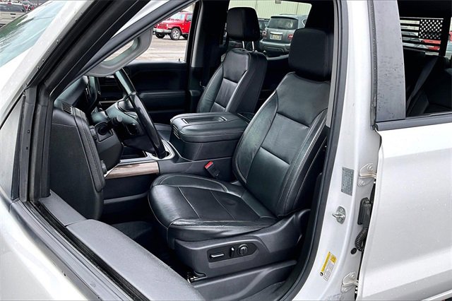 Used 2019 Chevrolet Silverado 1500 LT Trail Boss image 18