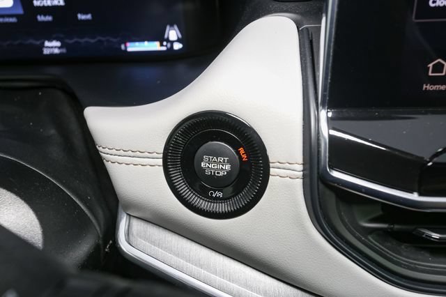 Used 2023 Jeep Compass Limited w/ Elite Group AWD/4WD image 29