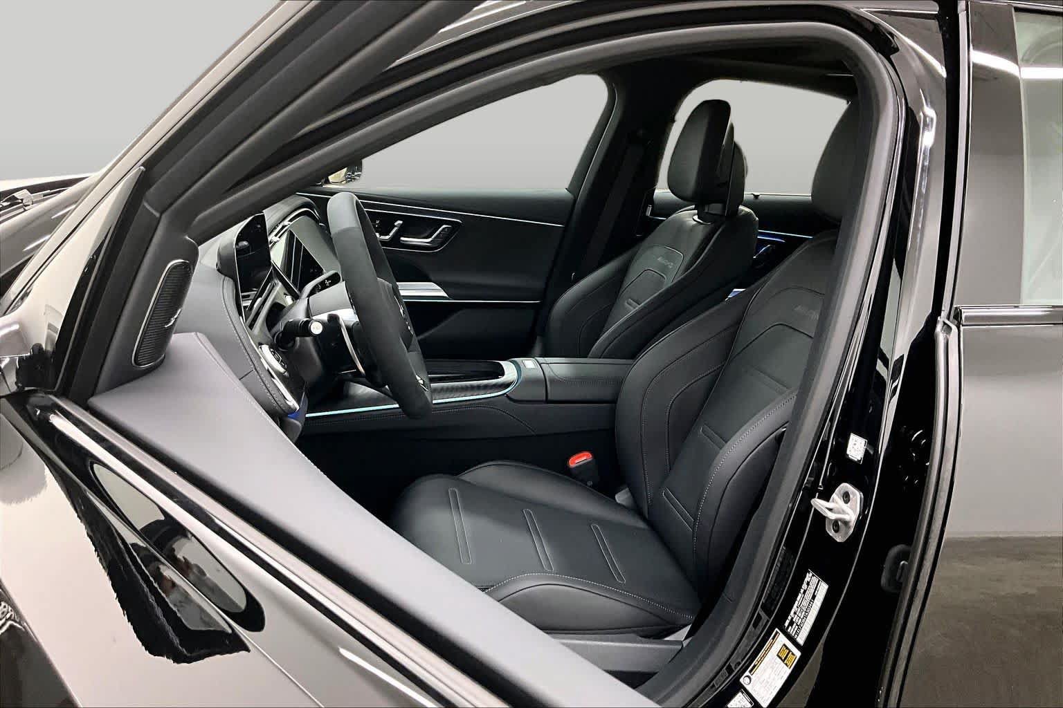 New 2026 Mercedes-Benz E 53 AMG e 4MATIC Sedan image 9