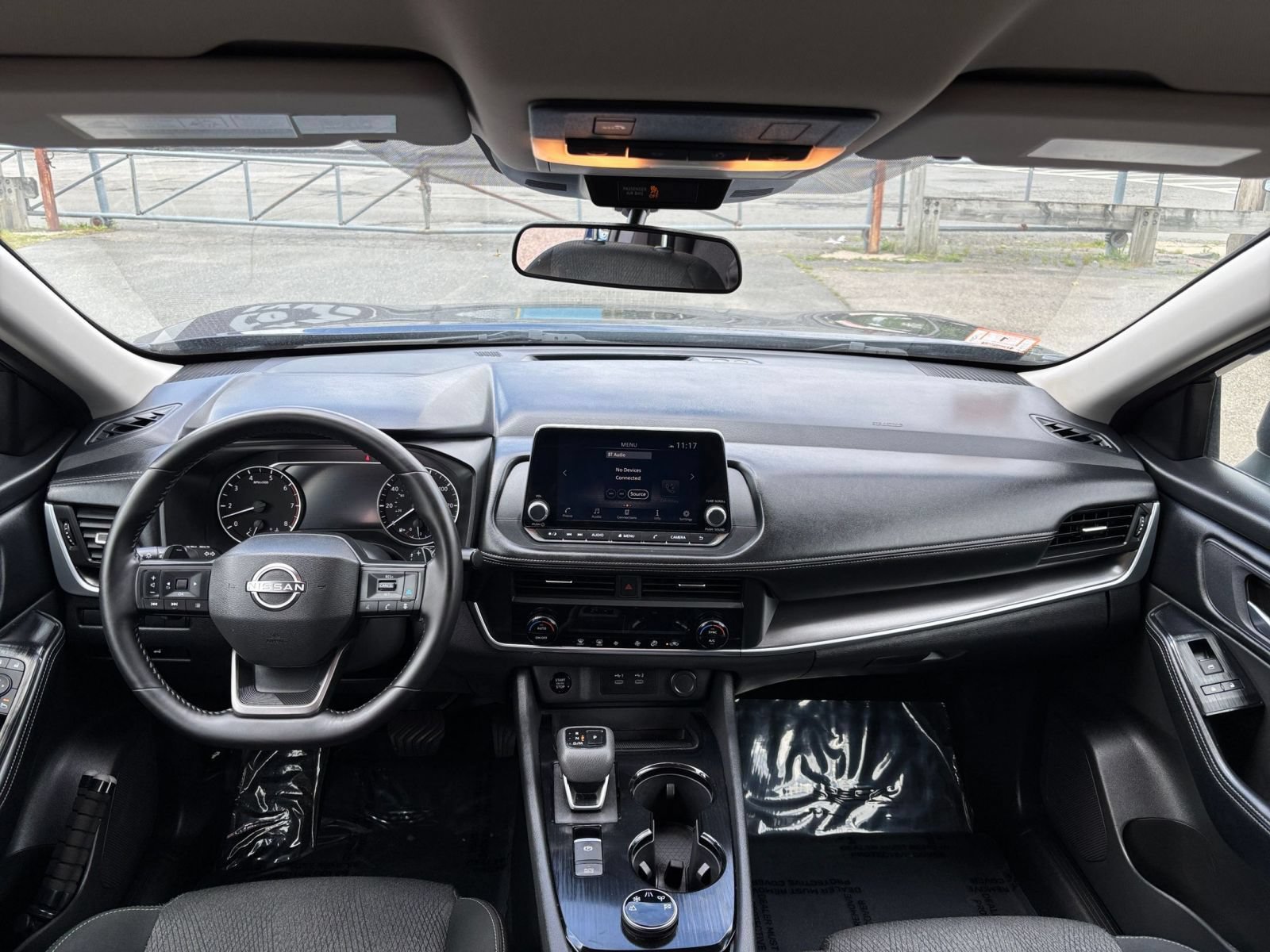 Used 2025 Nissan Rogue SV AWD/4WD image 31
