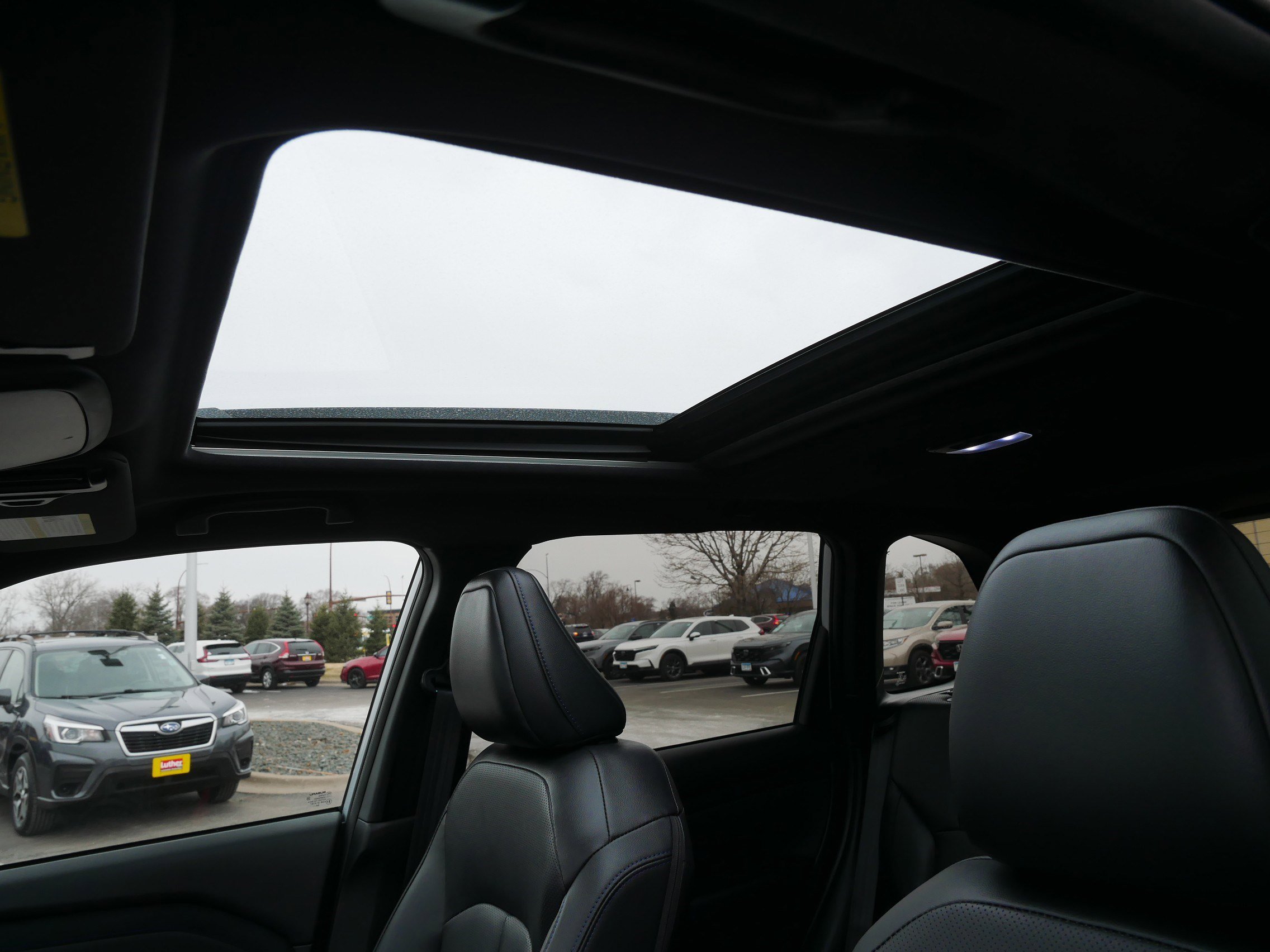 Used 2025 Subaru Forester Limited image 30